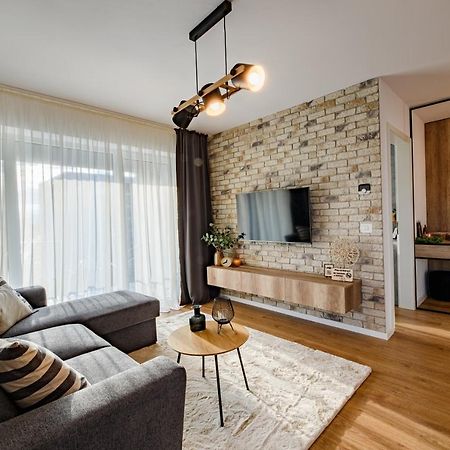 Ara Apart Hotel Brasov Exterior photo