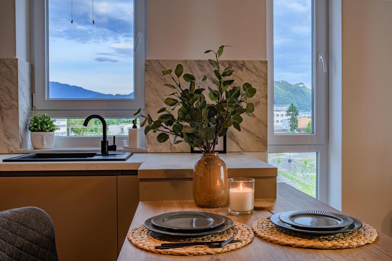 Ara Apart Hotel Brasov Exterior photo